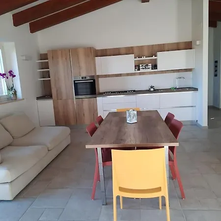 Millefiori Holiday home Tornareccio